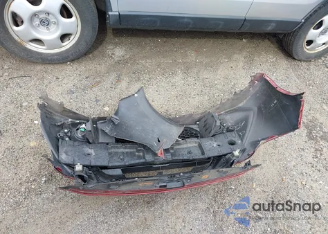 2019 Toyota Yaris Le from USA, damaged, VIN 3MYDLBYV3KY519722